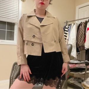 NEW WITH TAG Cropped blazer